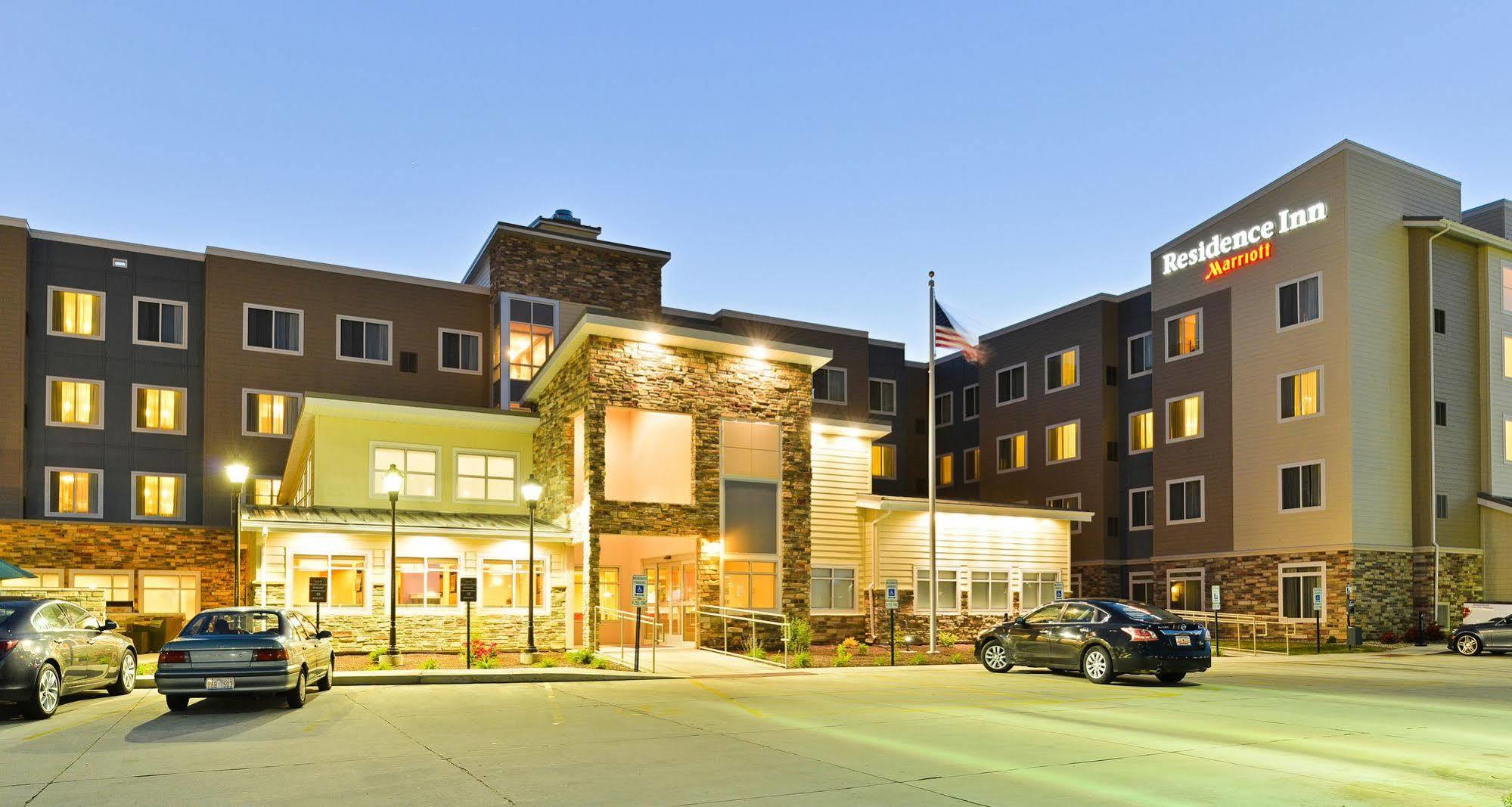 Residence Inn By Marriott Champaign Kültér fotó