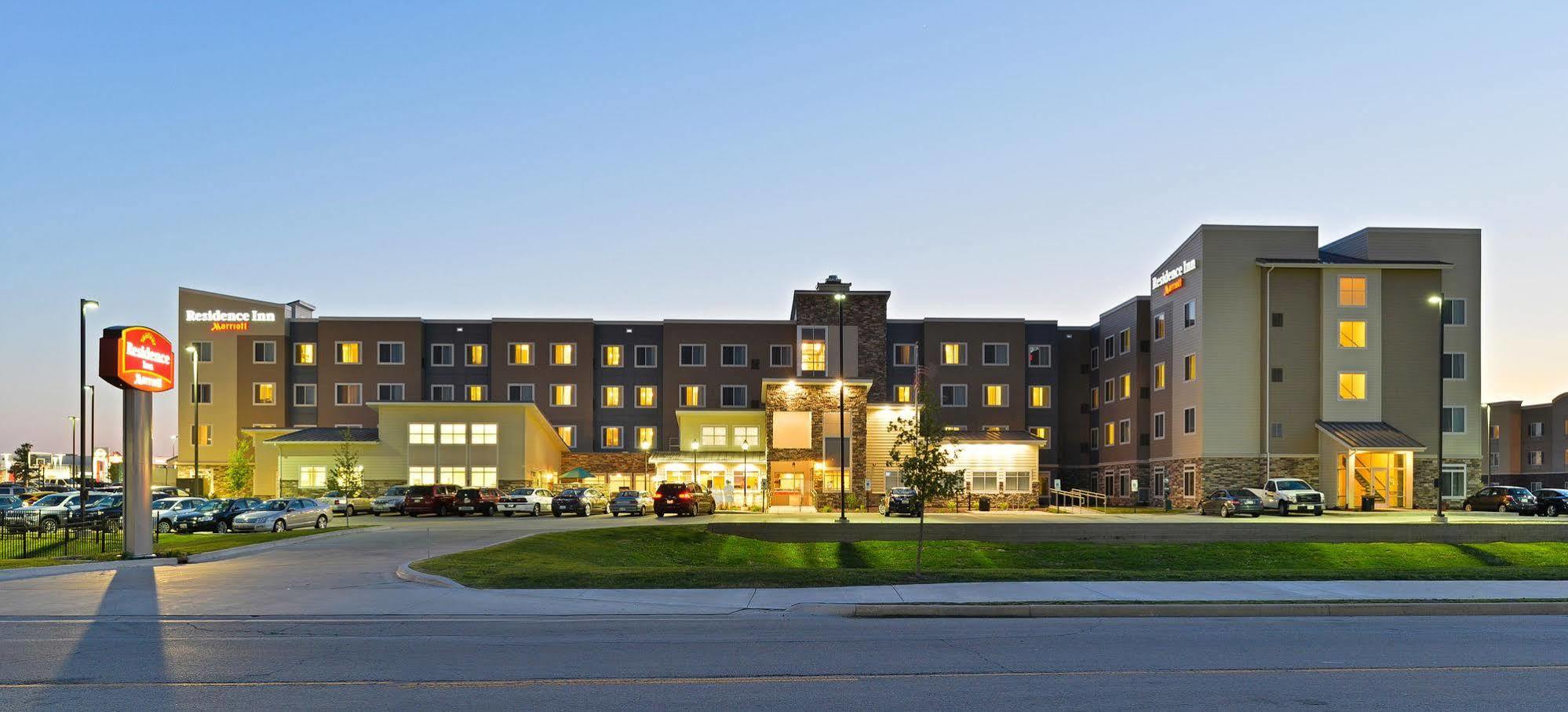Residence Inn By Marriott Champaign Kültér fotó