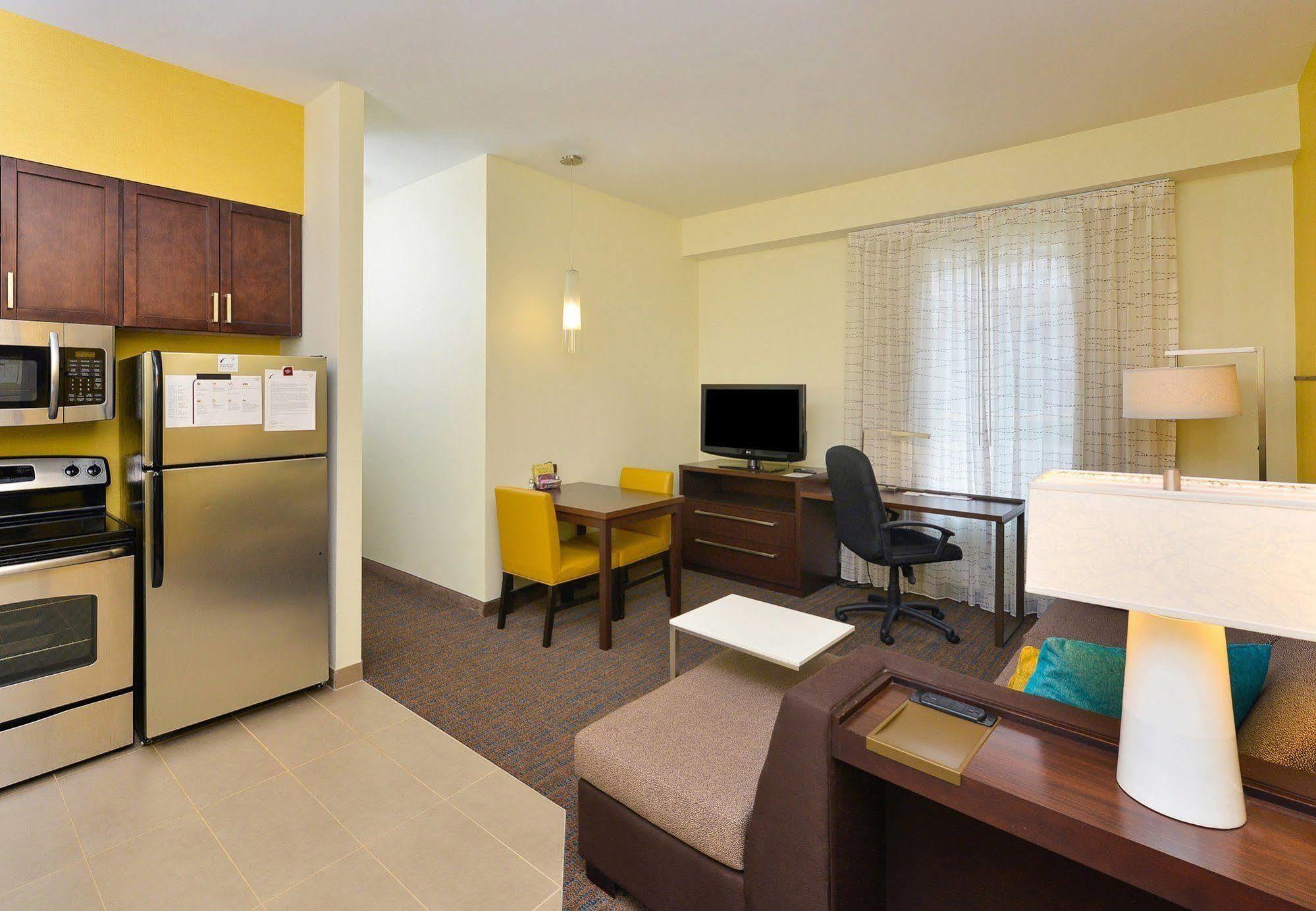 Residence Inn By Marriott Champaign Kültér fotó